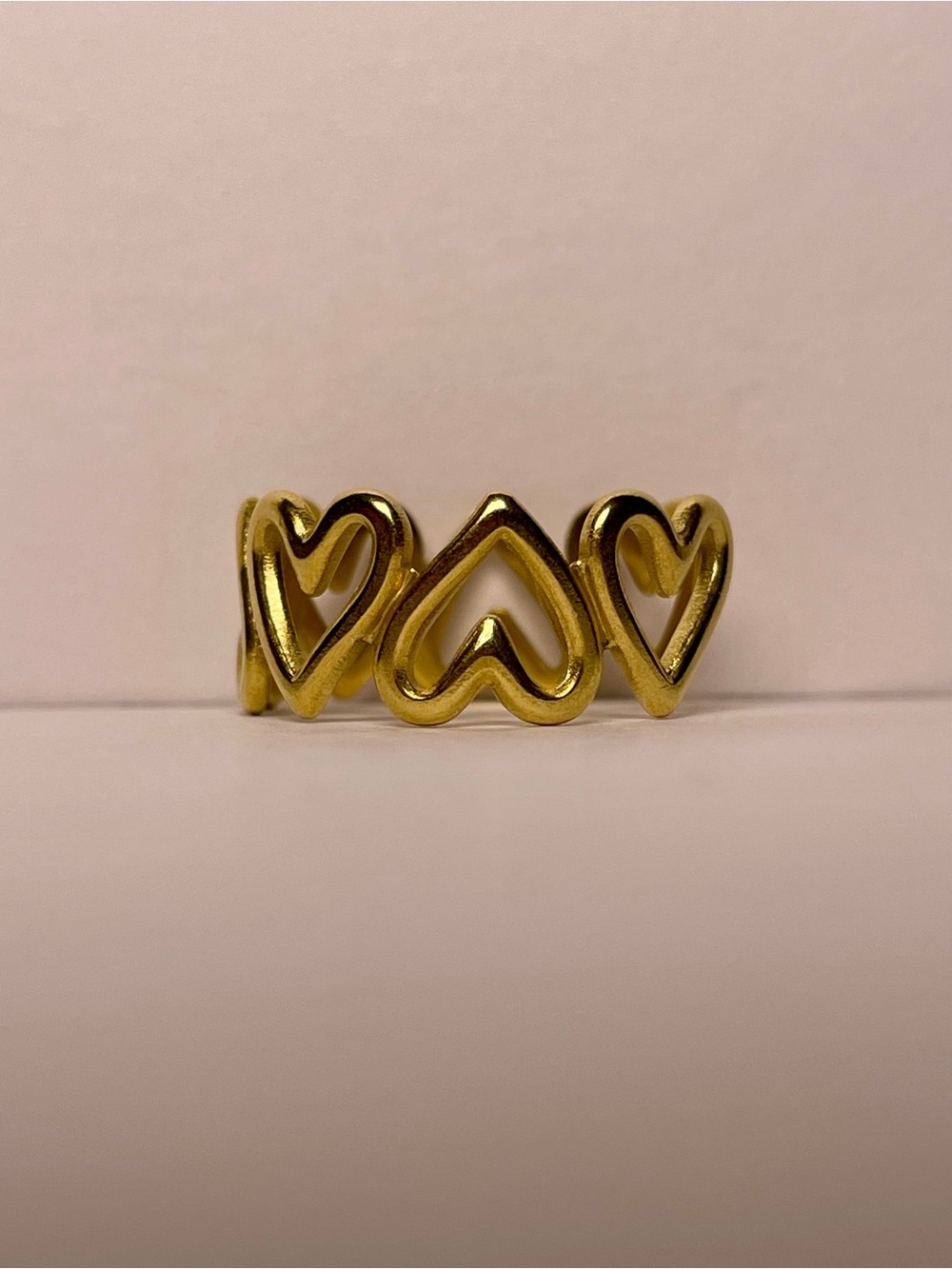 Gold Heart Pattern Ring - Picture 3 of 6